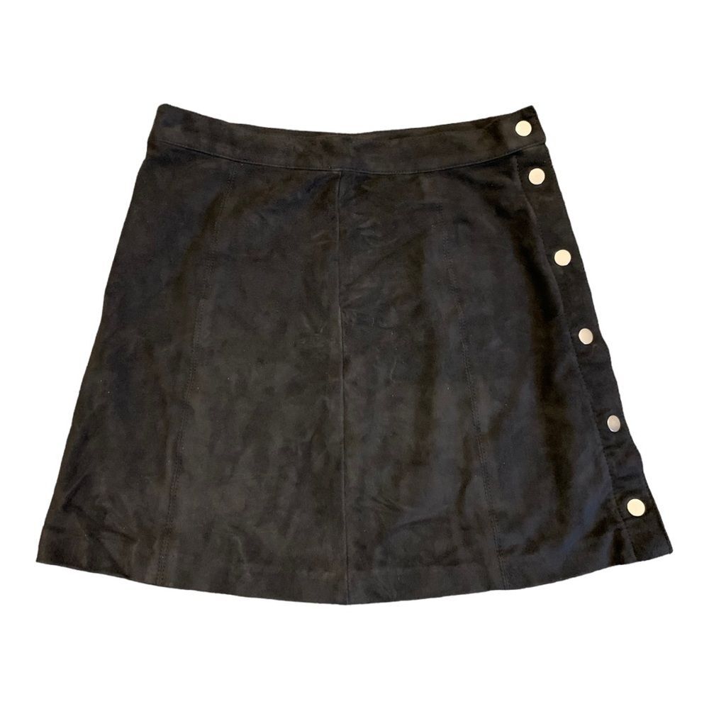 H&M faux suede skirt with silver side snap size 8 medium